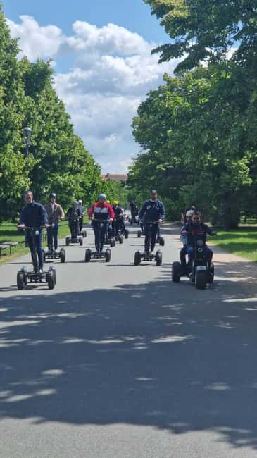 Prague: City Highlights E-Scooter Tour - Key points at a glance
