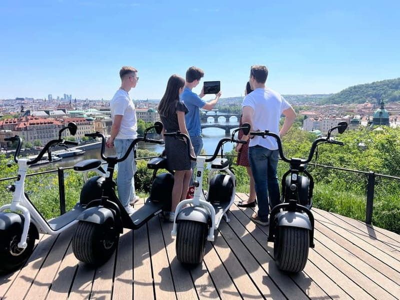 Prague E-Scooter City Tour: Regular or Fat Tire - Choosing Between the Hugo Bike and SCROOSER
