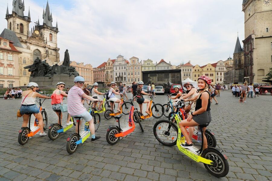 Prague: Grand e-Scooter Guided Tour - Old Town Square, Rudolfinum, and the river crossings