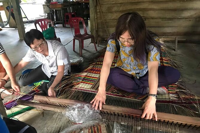 Private Hoi An Scooter/Motorbike Tour Village By Aodai Lady Rider - Who should book this tour?
