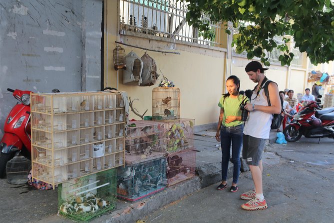 Private Saigon Unseen Tour by Scooter - Seeing everyday life at Nguyen Thien Thuat
