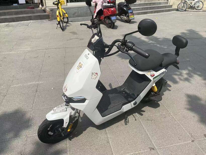 Private Scooter Adventure Tour in Shanghai - A local stop away from the standard route