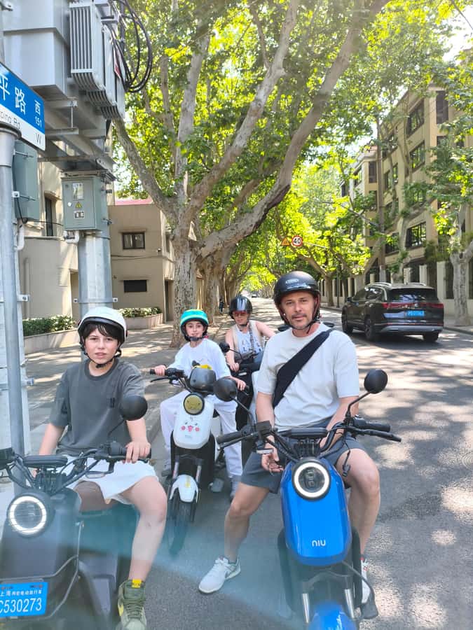 Private Scooter Adventure Tour in Shanghai - Meeting at Zhongshan Park at 1 pm
