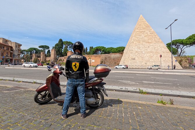 Private Scooter Tour in Rome - The central Rome highlights arrive one after another