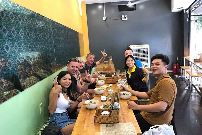 Private Street Food Tour by Scooter with Hotel Pickup - Stop six: Vĩnh Khánh seafood street