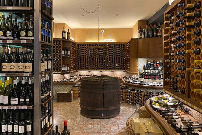 Private Tuscany Vespa Tour - A Tuscan Lunch With Familiar Local Flavors