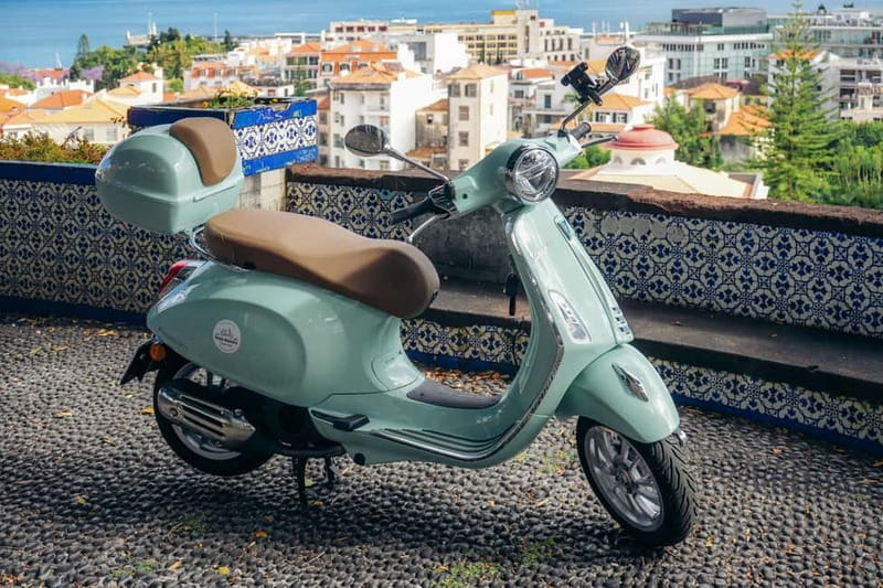 Private Vespa Tour Funchal & Câmara Lobos (3hrs) - The ride to Câmara de Lobos is the payoff
