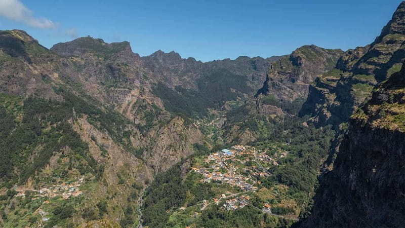 Private Vespa Tour Nun´s Valley,Câmara Lobos,CaboGirão(4hrs) - Why a Vespa works well in Madeira