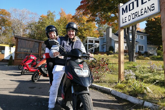 Quebec City - Scooter Guided Tour on Ile d'Orléans - Saint-Laurent: boats, farms, and the island’s edge
