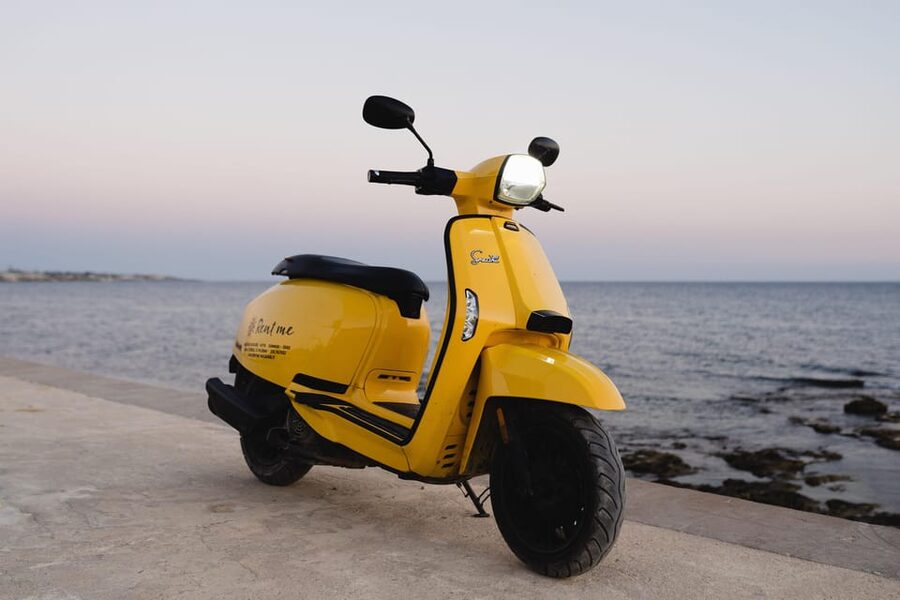 Rent beautiful iconic scooters and discover Sicily. - Starting near Palermo’s port on Via Mariano Stabile