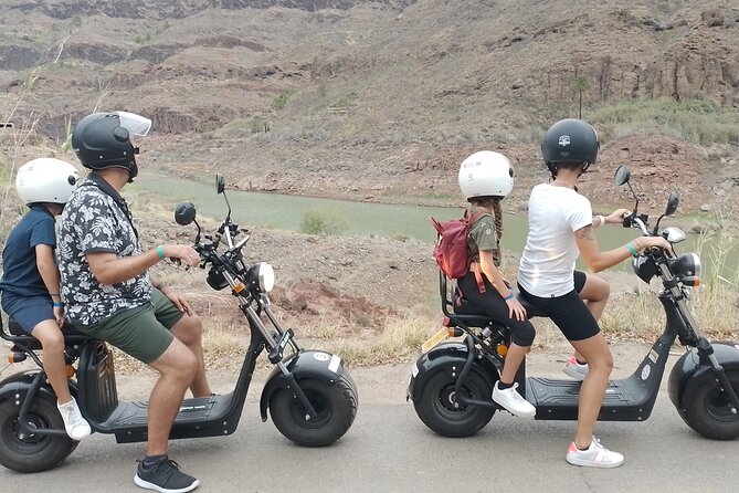 Rent e-Scooter 2 seater from 1 untill 4 Hour : Explore Maspalomas - Maspalomas Dunes and La Charca