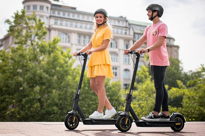 Rent E-Scooter Kick Start: Exploring Playa del Ingles & Maspalomas - Starting at Centro Comercial Cita in Maspalomas