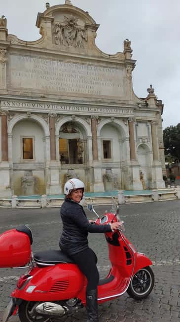 RENTA A VESPA - Three hours of Rome by scooter