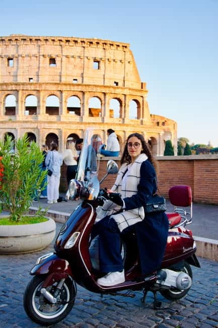 Rome: 1-Hour Vespa Ride as Passenger with a Local Driver - What the guides add to the ride