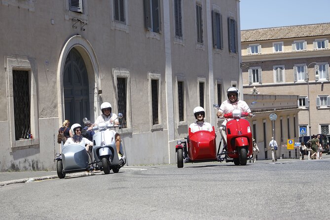 Rome 3 hours Vespa Sidecar Private Tour with Gelato - The Spanish Steps and Piazza del Popolo
