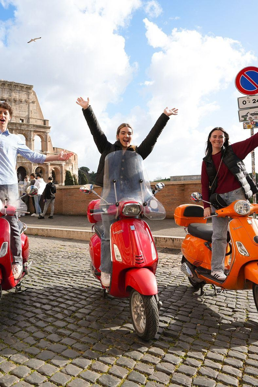 Rome: All In One Day by Vespa - Along the river toward St. Peter’s Basilica