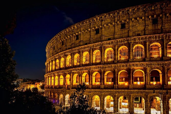 Rome by Night Vespa Ride: Icons of Rome - The driver, guide, and photos make the difference