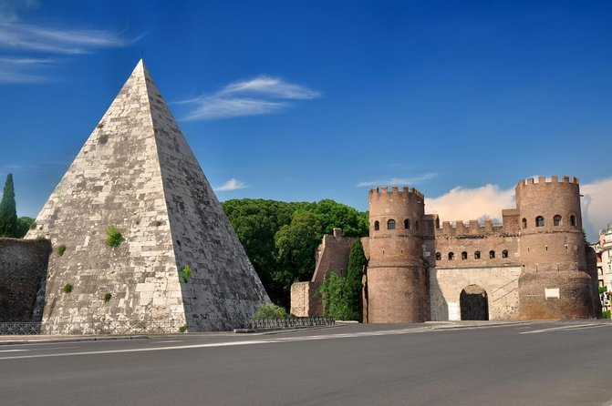 Rome by Vespa: Classic Rome Tour with Pick up - Key things to know before booking