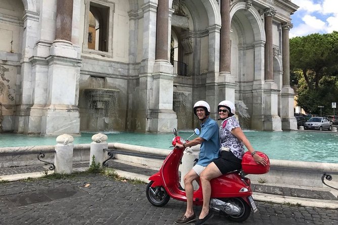 Rome by Vespa Semi Private Tour | MAX 6 PEOPLE GUARANTEED - Capitol Hill, Campidoglio, and Piazza Venezia