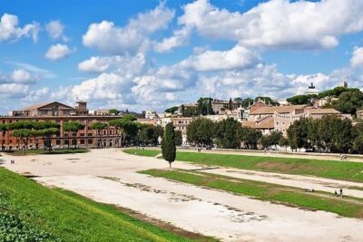 Rome City Highlights & Hidden Gems: Vespa Sidecar Guided Tour