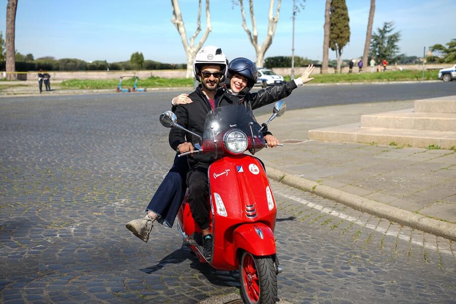 Rome: Explore the City by Vespa with an Optional Photoshoot - What This Vespa Ride Really Is