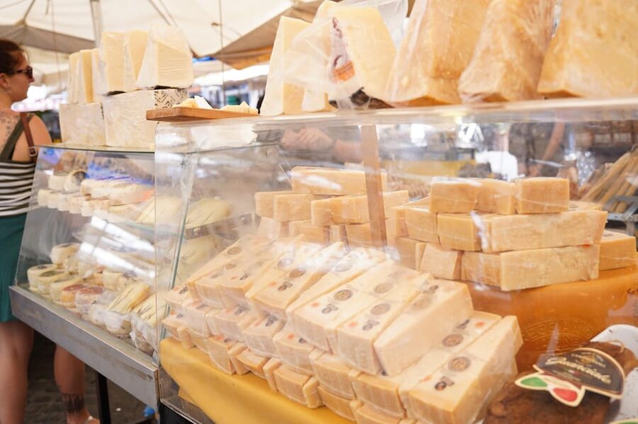 Rome: Guided City Food Tour by Vespa and Tastings - Seeing Rome from the back of a Vespa