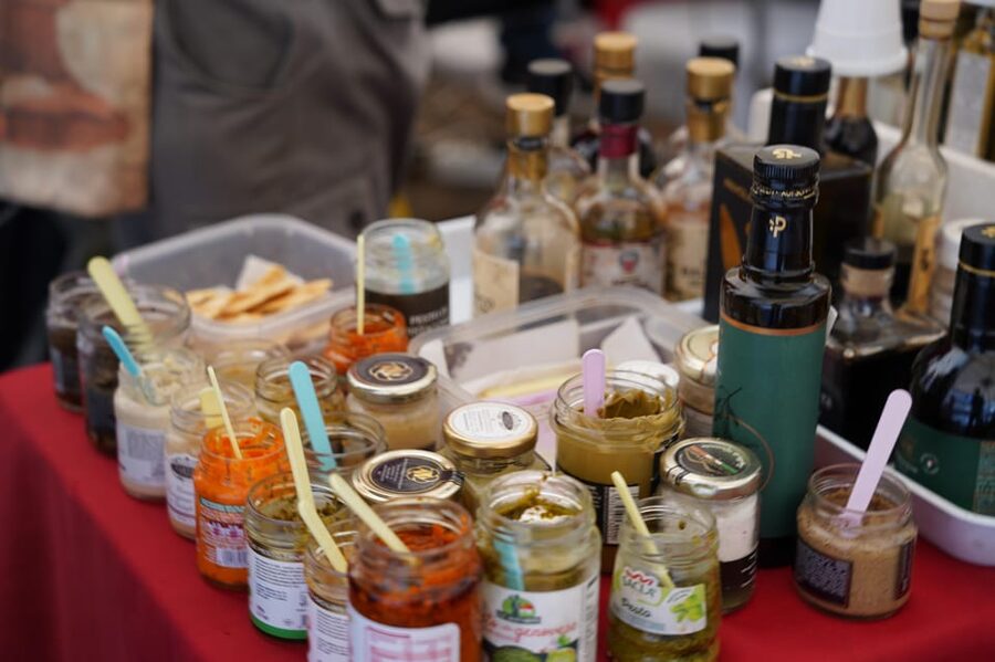 Rome: Guided City Food Tour by Vespa and Tastings - What can change on the day