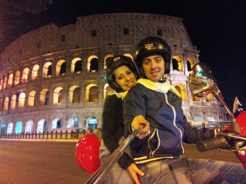 Rome: Nighttime Vespa Rental - What the 12-Hour Rental Gives You