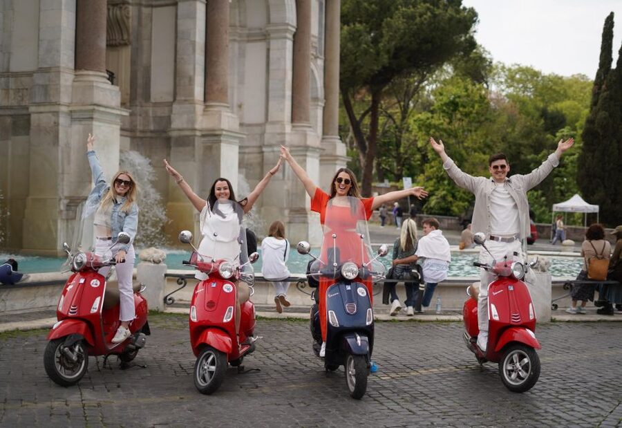 Rome: Photography Service by Vespa Scooter - What This Vespa Experience Really Is