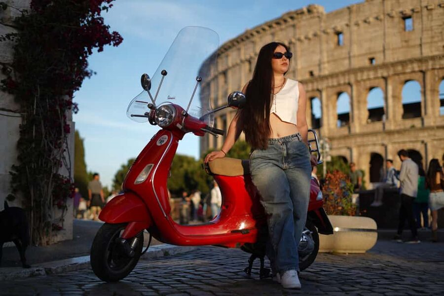 Rome: Photography Service by Vespa Scooter - The Photos Are a Major Part of the Value