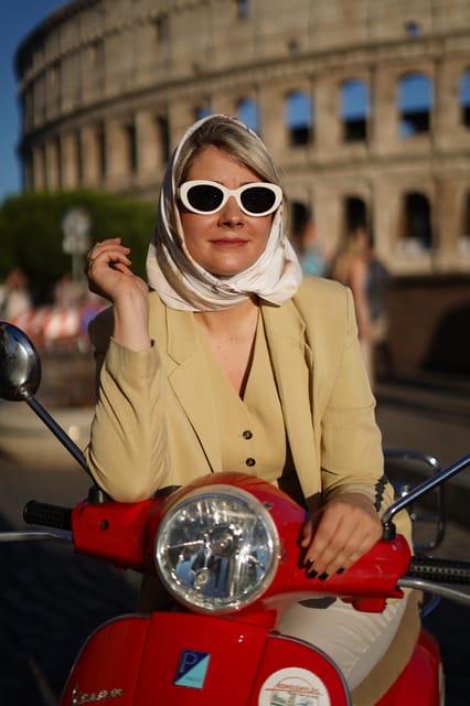 Rome: Photography services by Vespa with Aperol Spritz - What the guide adds