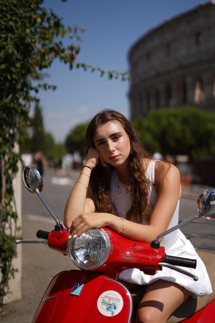 Rome: Photography services by Vespa with Aperol Spritz - Circus Maximus and the ancient city