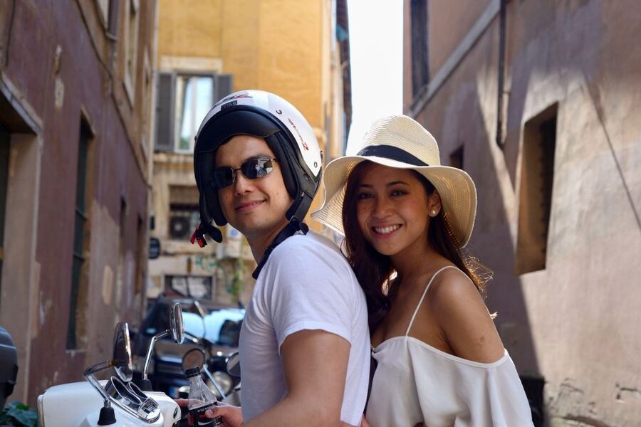 Rome: Self-Driven Sightseeing Tour by Vespa - Seeing the Colosseum from the road