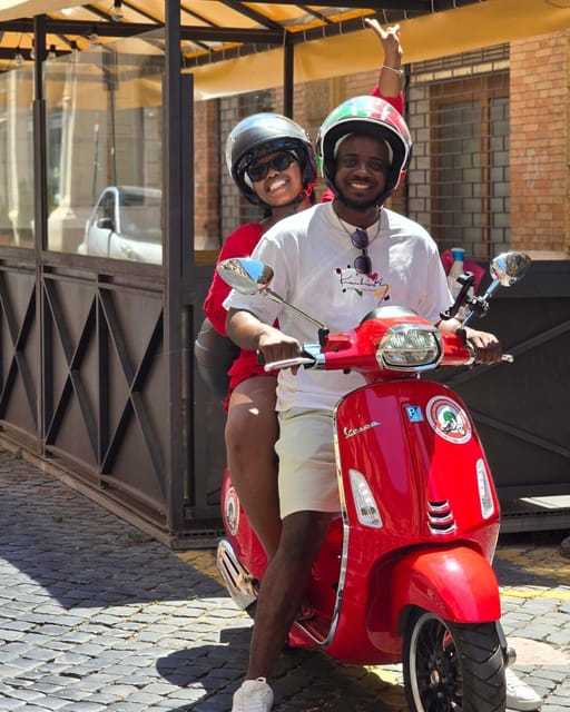 Rome: Vespa 125cc Daily rental ( Rome Termini & Vatican ) - What makes the experience special after dark