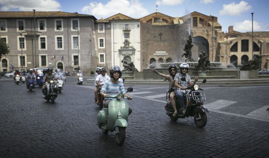 Rome Vespa Half-Day Tour with Private Driver - Coffee, gelato, and a pause in the ride
