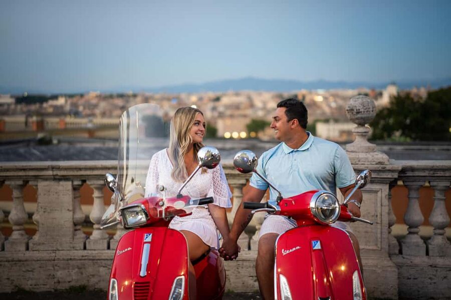 Rome: Vespa Photo Tour with City Center Pickup - Key points to know before booking