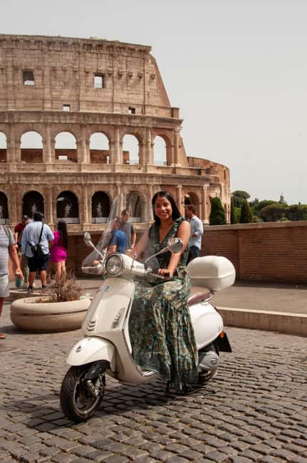 Rome Vespa: Photos, City Highlights, Sightseeing by Vespa - Castel Sant’Angelo and the finish at Piazza Navona