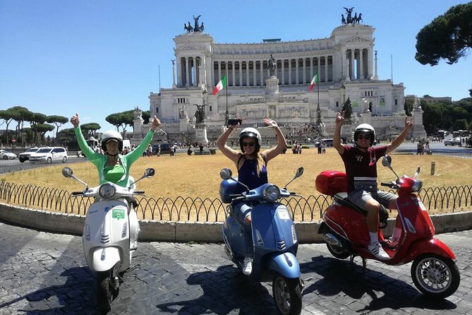 Rome Vespa Primavera 125 cc Rental - 48 Hours Rental - Using the 48-hour rental well