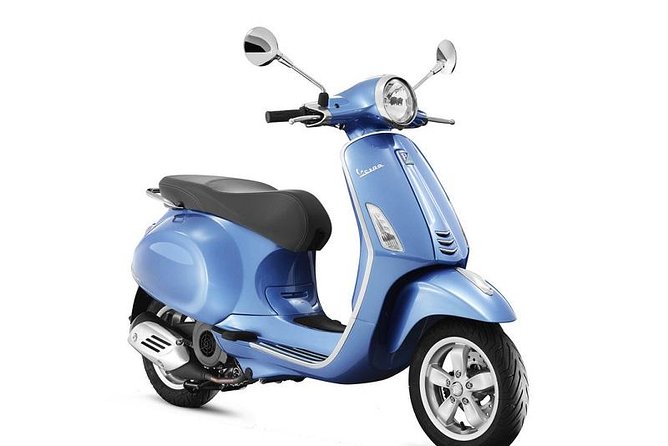 Rome Vespa Primavera 125 cc Rental - 72 Hours Rental - Three days on a Roman Vespa