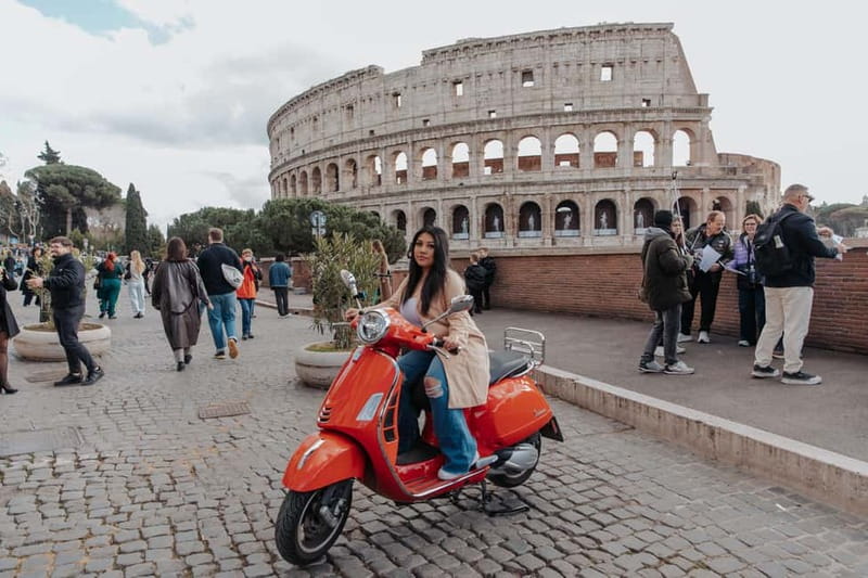 Rome: Vespa Ride in the Streets with Photography - Starting at Caffè Roma