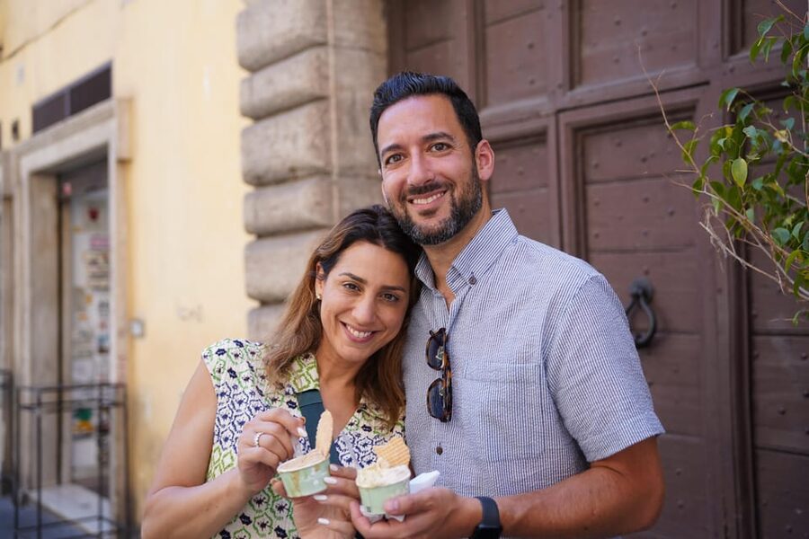 Rome: Vespa Ride with Pictures and Sweet Tastings - Giardino degli Aranci and the quieter side of Rome