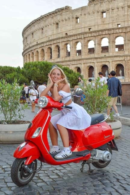 Rome: Vespa tour “When in Rome” with Dessert and Photography - What the ride feels like from the passenger seat