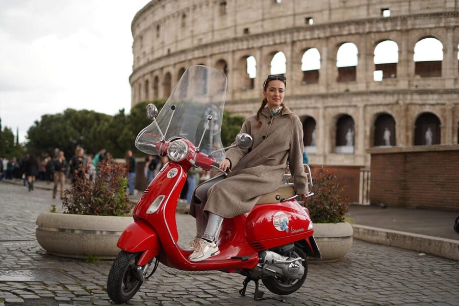 Rome: Vespa Tour with Photo services Small‑Group Highlights - Quick facts about the Rome Vespa photo tour