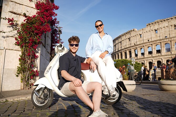 Rome: Vespa Tour with Photographer and Tiramisu treat - The best parts of the ride