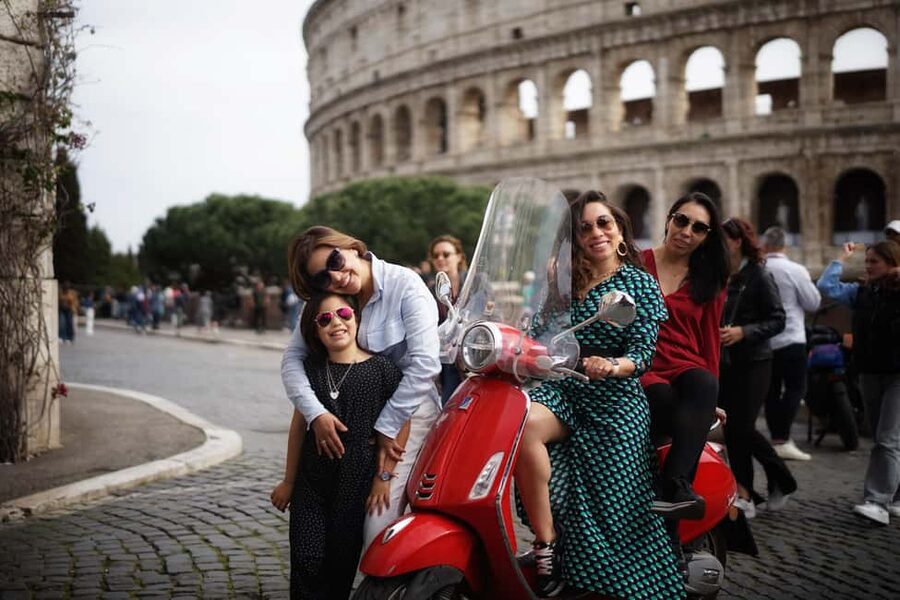 Rome: Vespa Tour with Professional Photographer - Quick facts about the Rome Vespa photo tour