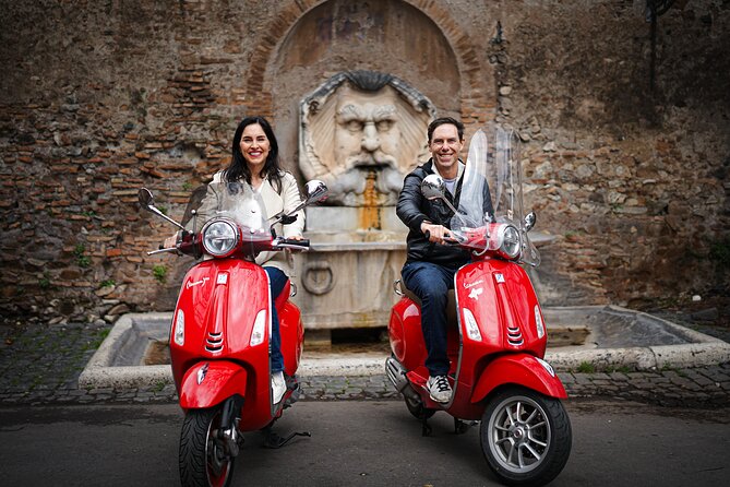 Rome: Vespa Tour with Professional Photoshoot - Fontana dell’Acqua Paola and the Gianicolo hill