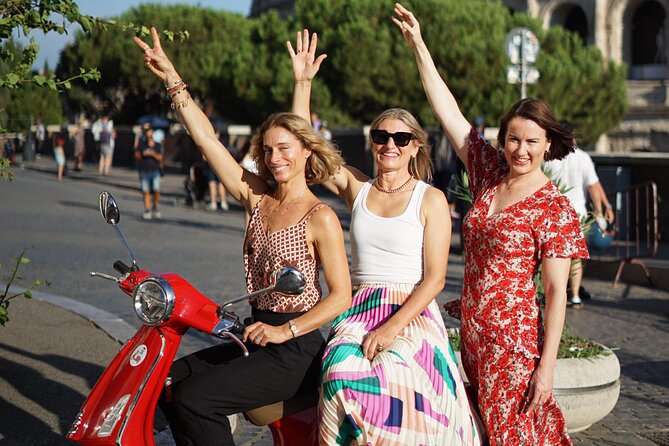 Rome: Vespa Tour with Professional Photoshoot - What the 25 photos are really worth