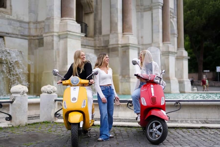 Rome: Vespa Tour with Professional Photoshoot as Passenger - Key Points Before You Book