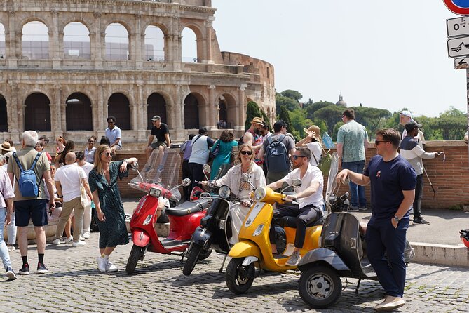 Rome Vespa Tour with Tiramisu - Pantheon architecture and the tiramisu break