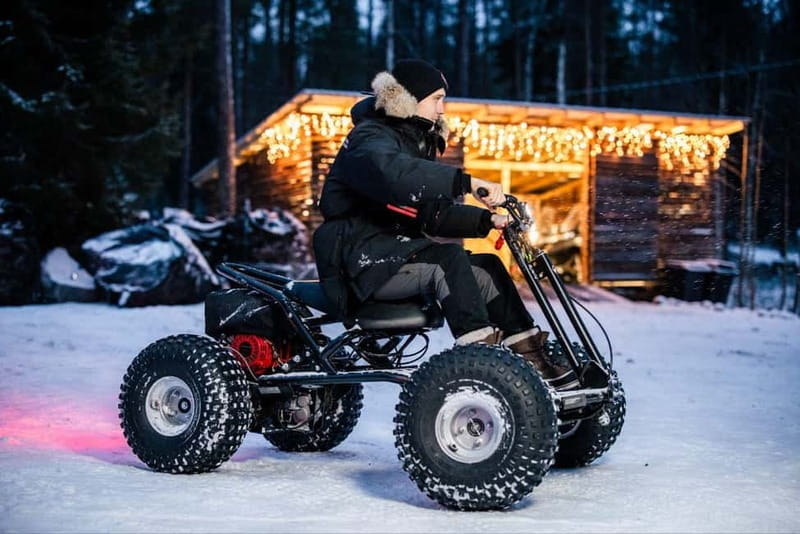 Rovaniemi: Santa Village Tour+Lunch In Glass Igloo+Scooters - Crossing the Arctic Circle at Santa Claus Village